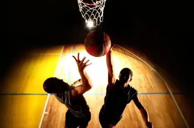 勒布朗·詹姆斯可能在自由市场首日震撼NBA